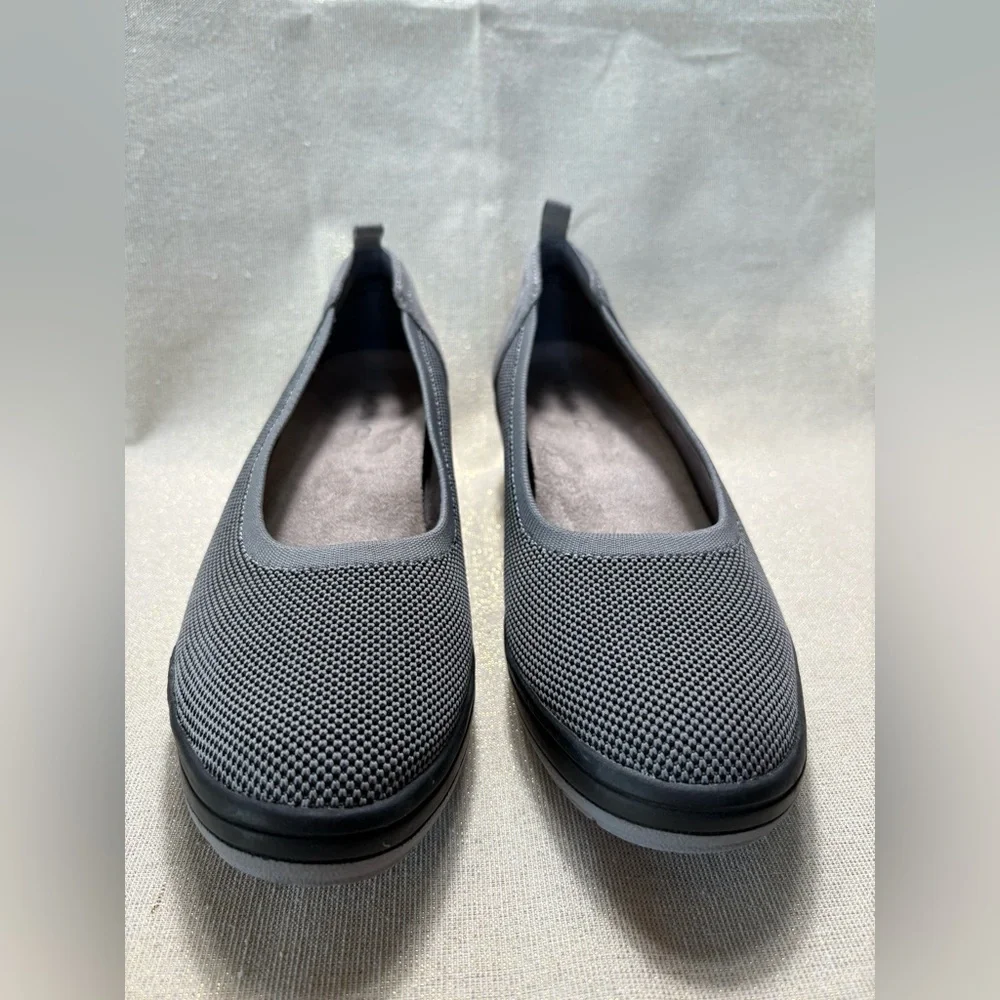 Vionic Jacey Women’s Slip-On Wedge Shoe